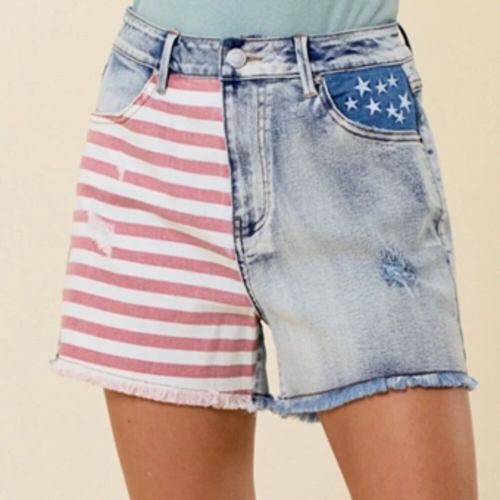 🆕Saints & Hearts “ Delaware “ Star Spangled Banner Shorts Size L - Picture 3 of 7